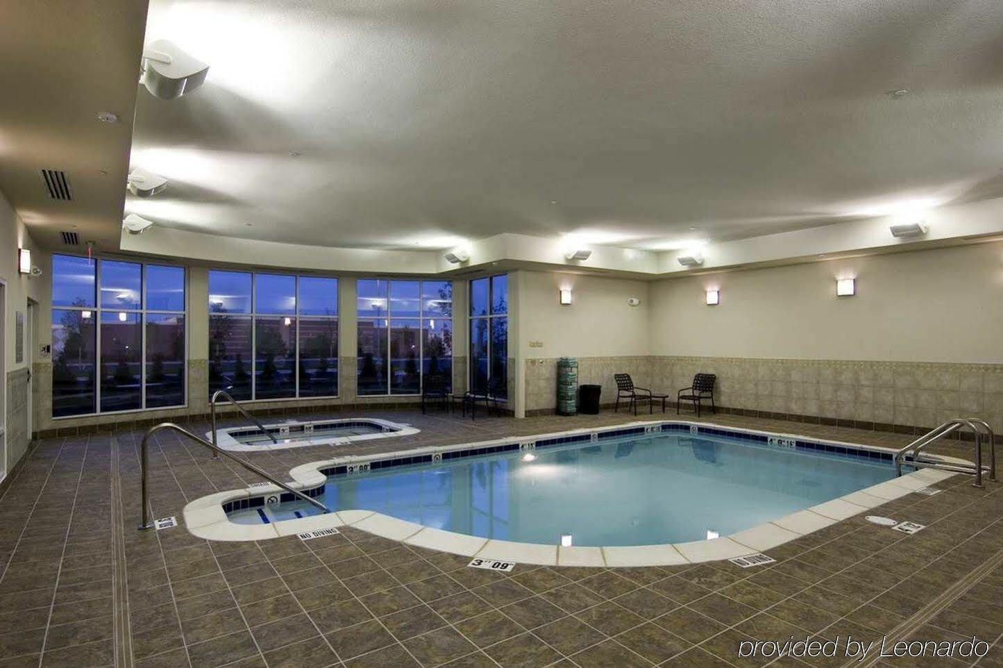 Hilton Garden Inn Detroit/Новай Екстер'єр фото